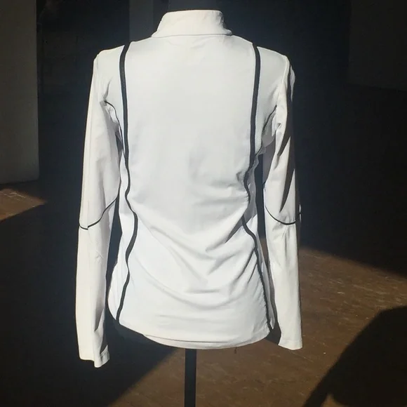 White Tail Tech performance top - Picture 6 of 7